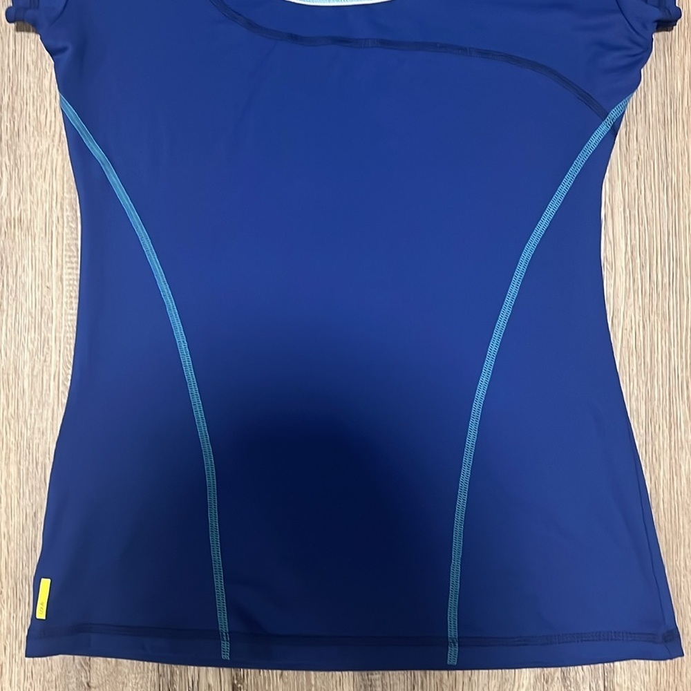 Lole Activewear Top​​​ - Picture 3 of 10